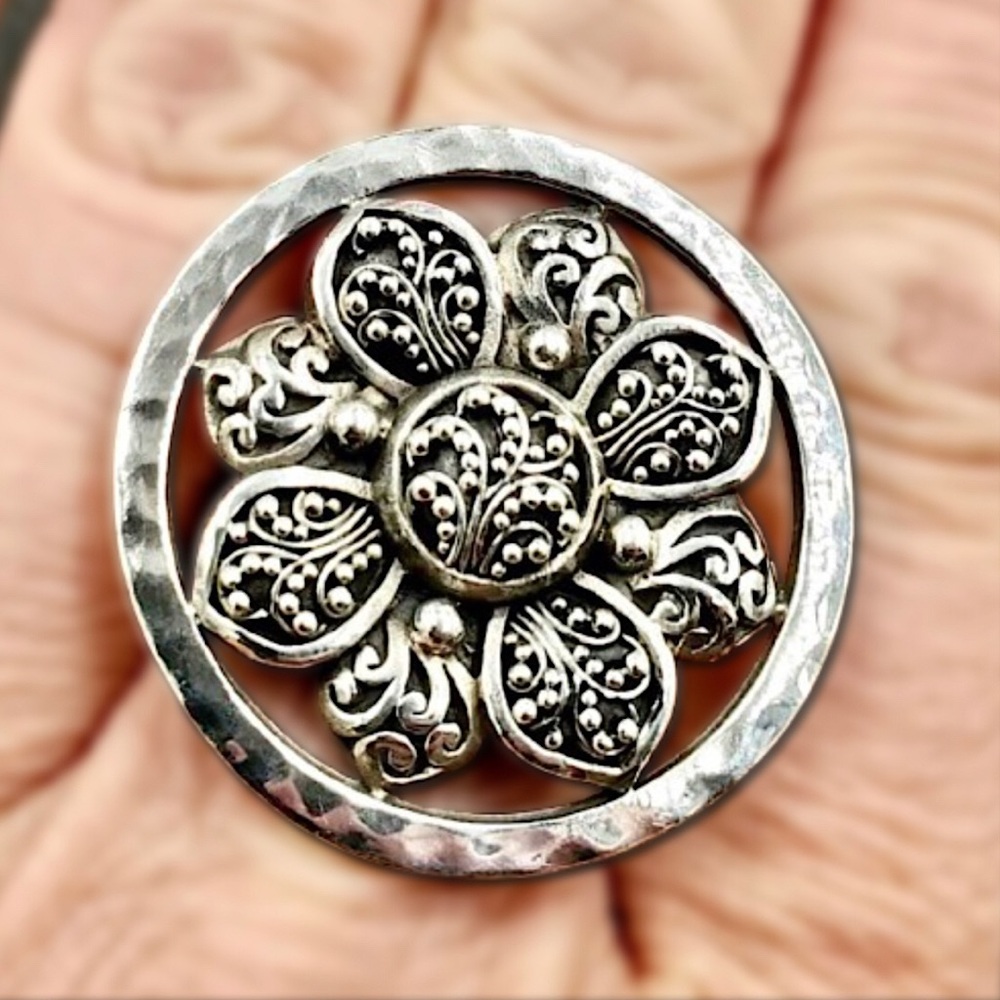 LOIS HILL Sterling Silver Hammered Cigar Band Flower Statement Ring Sz 9